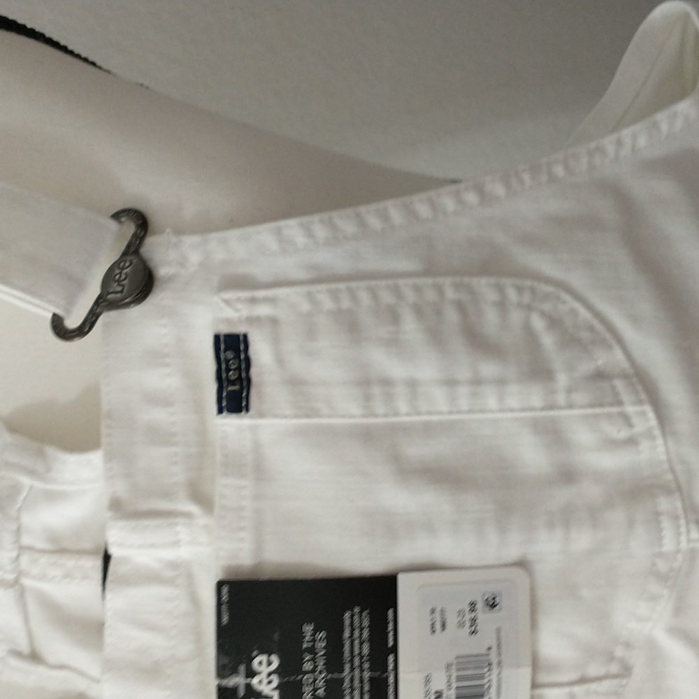Lee Ladies cover all shorts  size medium and size extra small  white NWT - Picture 5 of 13